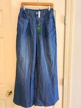 HALARA Wide Leg Flare Jeans in Dark Blue